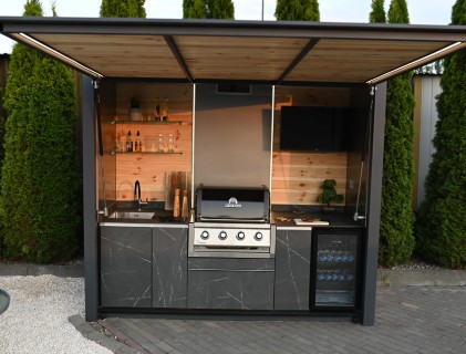 BBQ Kings garden barbecue photo